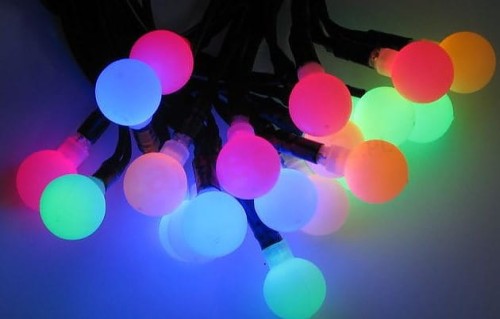 Przejdź do produktu Lampki płynące kuleczki LED 80L 7,9m 21-141