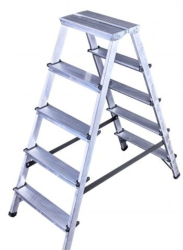 Przejdź do produktu Drabina dwustronna aluminiowa 2x5 stopni DD5X2