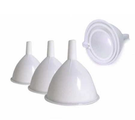 lejek-plastikowy-3-szt-015953.JPG