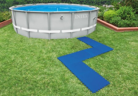 mata-piankowa-pod-basen-podloga-2m2-8szt-50x50cm-intex-29081-4.jpg