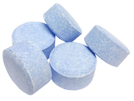 chlor-do-basenu-tabletki-multyfunkcyjne-20g-chemia-basenowa-basen-florada-intex-1.jpg