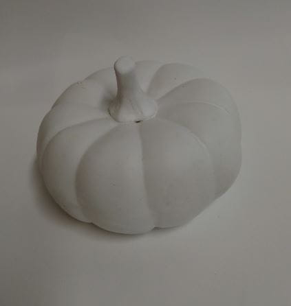 figurka-dynia-biala-mala.JPG