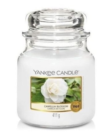 srednia-swieca-w-sloiku-camellia-blossom-yankee-candle.JPG