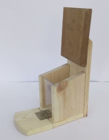 karmnik-do-wiewiorek-1a.JPG