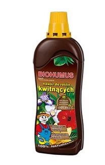 Przejdź do produktu Biohumus nawóz do kwitnących z próchnicą brąz 1,2l AGRECOL