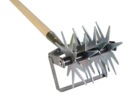 spulchniacz-do-gleby-obrotowy-z-podcinaczem.JPG