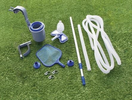 zestaw-do-czyszczenia-basenu-58237.JPG