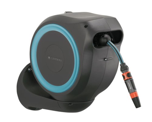 Przejdź do produktu Obrotowy bęben naścienny z wężem 15m S Gardena 18600