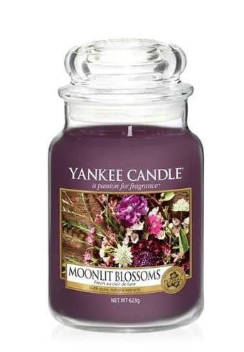 Przejdź do produktu Świeca zapachowa Moonlit Blossoms 623g Yankee Candle