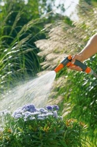 Przejdź do produktu Pistolet zraszający comfort Gardena 8100