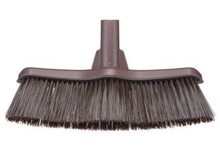szczotka-do-zamiatania-ulicowka-fiskars.jpg