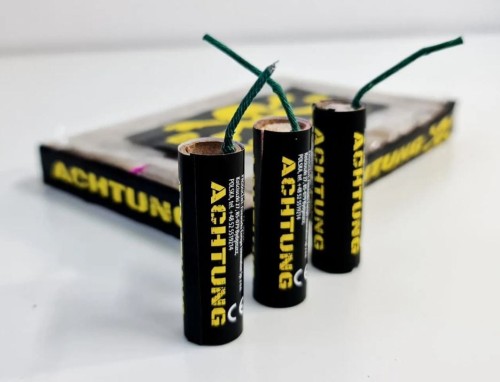 Przejdź do produktu Petardy hukowe H2-PRO ACHTUNG 20 szt