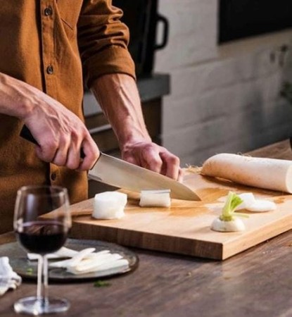 noz-szefa-kuchni-hard-edge-fiskars.JPG