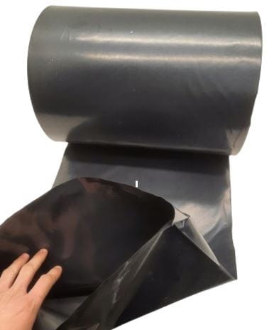 Przejdź do produktu Folia rękaw czarny  35cm Fi 22cm do pierścieni cyllindrów do pomidorów