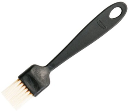 1023802_pedzelek-kuchenny-20cm-fiskars.jpg