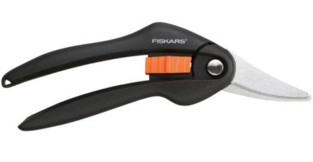 1000570_nozyce-SingleStep-do-ciecia-fiskars.jpg