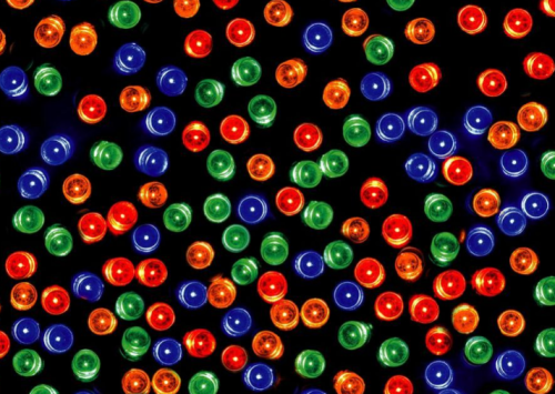 Przejdź do produktu Lampki 80 LED Multikolor +8 funkcji 7,9m 20-071