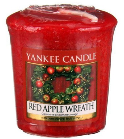 red-apple-wreath-swieczka-yankee-candle-sampler.jpg