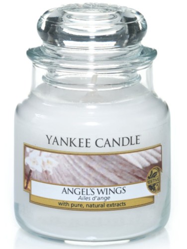 Przejdź do produktu Yankee Candle świeca mała Angels Wings słodki zapach