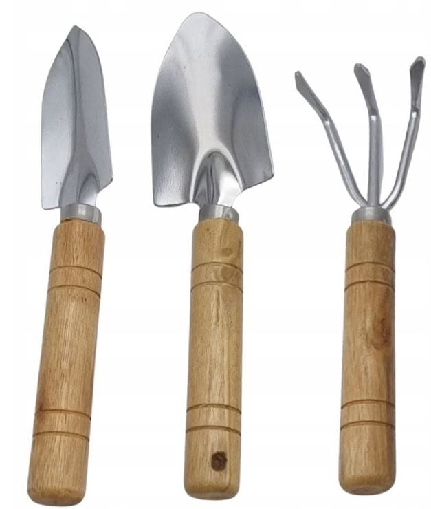 zestaw-narzedzl-lopatka-pazurki.JPG